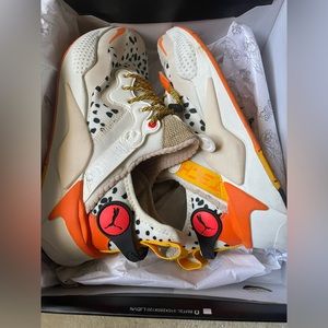 Puma RS-X T3CH CHEETARA marshmallow orange tiger Women’s Size 9